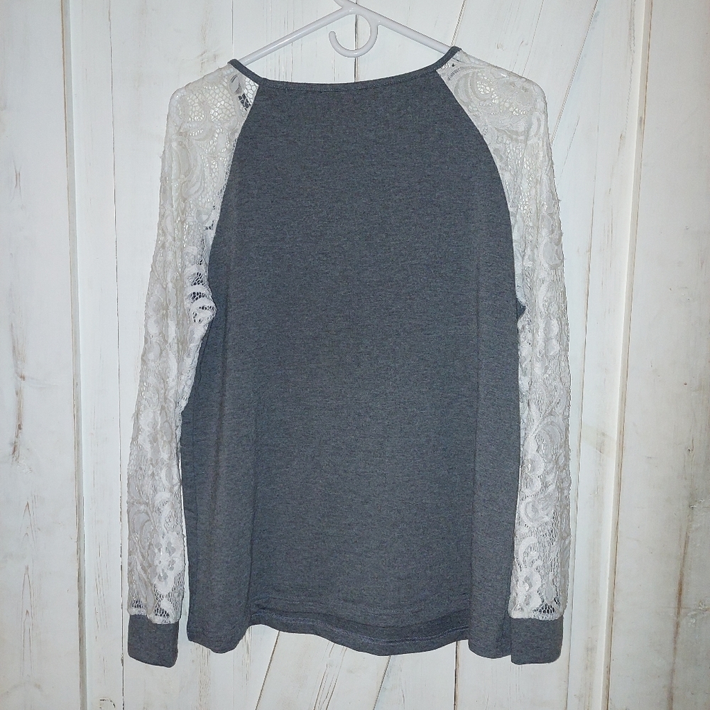 Shein Top - Picture 4 of 4